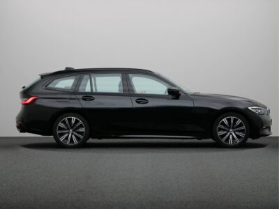 Occasion Lease BMW 320i Touring (10)