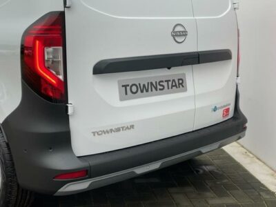 Nissan Townstar leasen (18)