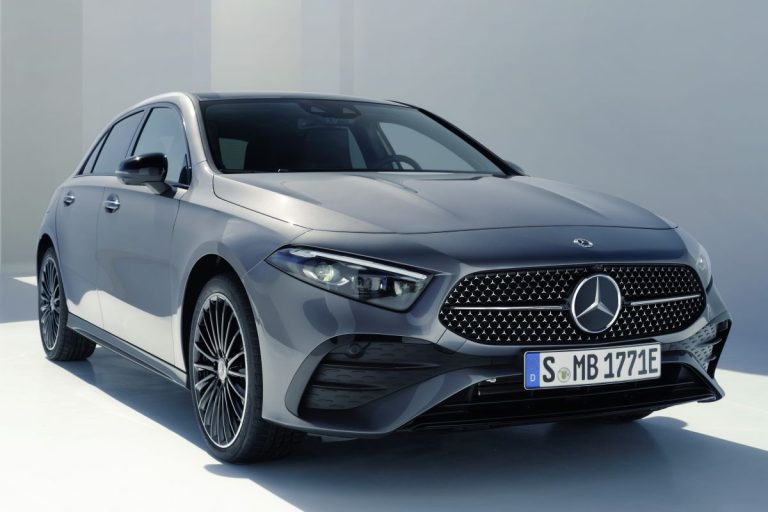 Mercedes-Benz A-Klasse lease - voorzijde driekwart aanzicht