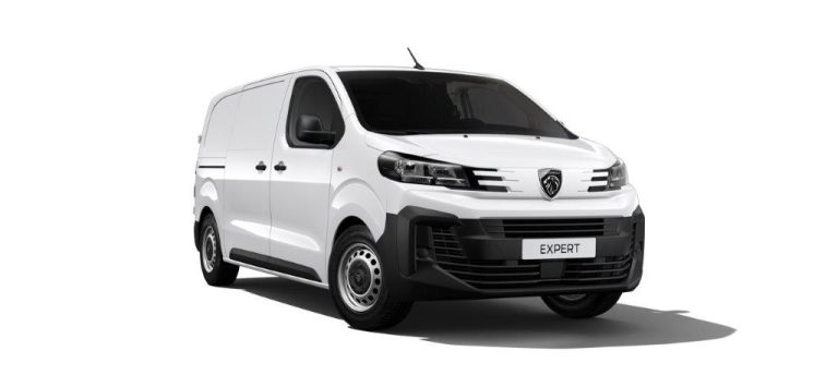 Peugeot Expert leasen - schuin vooraanzicht van de witte bestelbus op witte studio-achtergrond