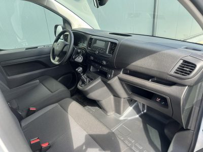 Opel Vivaro leasen (11)