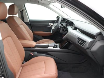 Audi Q8 e-tron leasen (8)