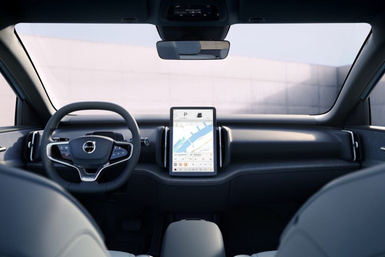 Volvo EX30 leasen - LeaseRoute - dashboard met stuurwiel en verticaal touchscreen