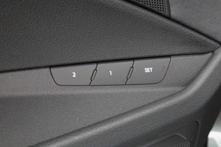 Audi Q8 e-tron (10)