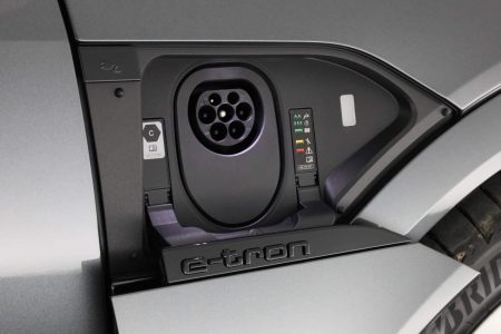 Audi Q8 e-tron (15)