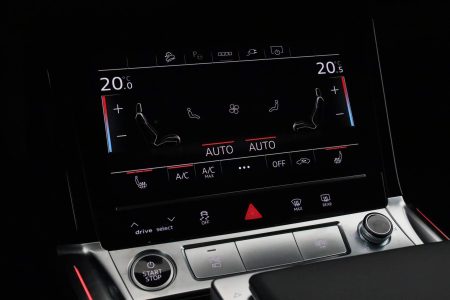 Audi Q8 e-tron (28)