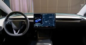 Tesla Model 3 RWD leasen (10)