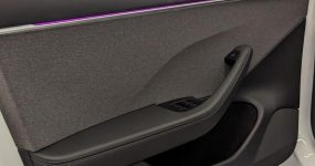 Tesla Model 3 RWD leasen (2)