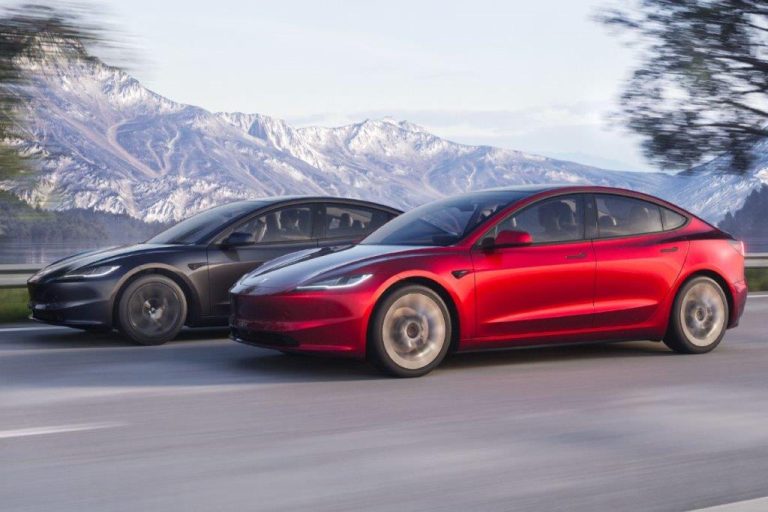 Tesla Model 3 Premium Long Range zakelijke lease - rijdend in berglandschap