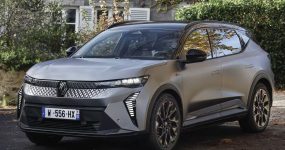 Renault Scenic leasen (1)