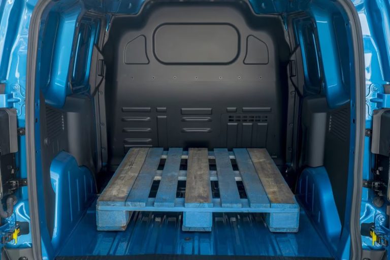 Ford Transit Courier leasen (17)