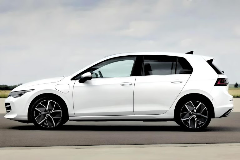 Volkswagen Golf zakelijke lease - zijaanzicht