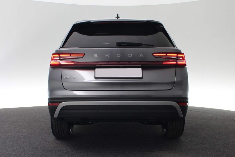 Skoda Kodiaq 1.5 TSI mHEV DSG-7 Business Edition voorraadlease - recht achteraanzicht