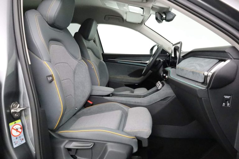 Skoda Kodiaq 1.5 TSI mHEV DSG-7 Business Edition lease - voorstoelen interieur, andere hoek