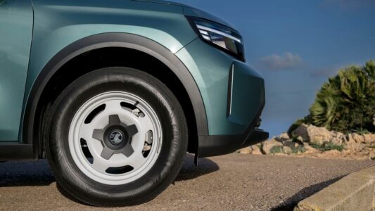 Opel Frontera zakelijk leasen