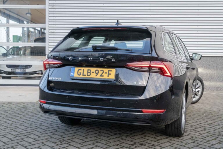 Zakelijke Lease Skoda Octavia (1)