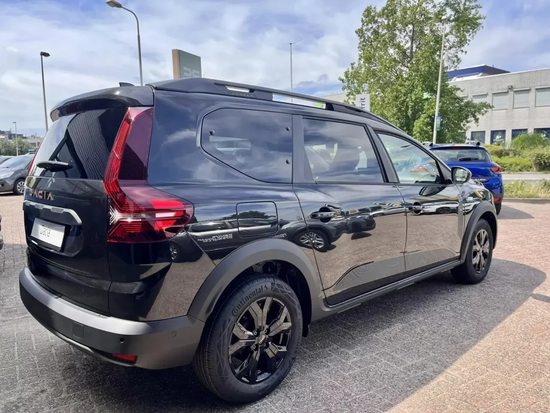 5 (relatief) betaalbare zakelijke leaseauto's met 7 zitplaatsen