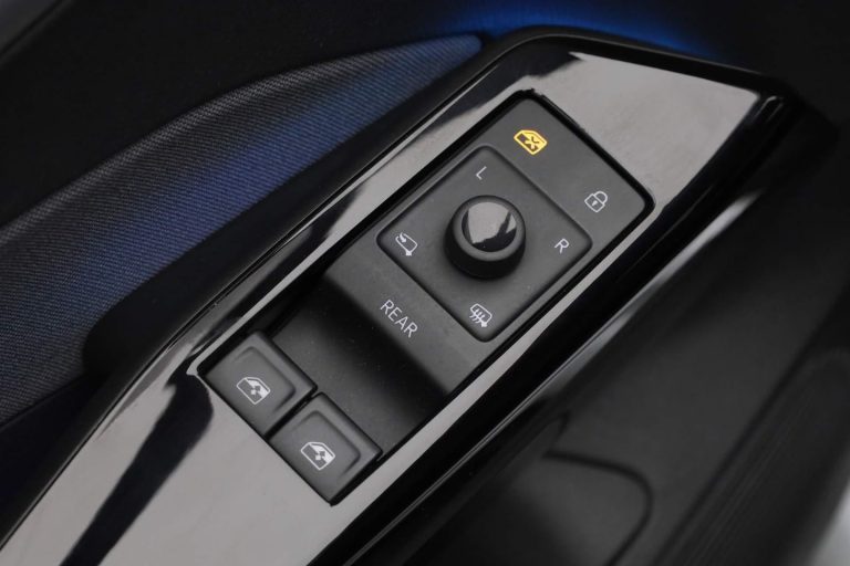 Volkswagen ID.3 45kWh Pure lease - bediening van ramen en spiegels