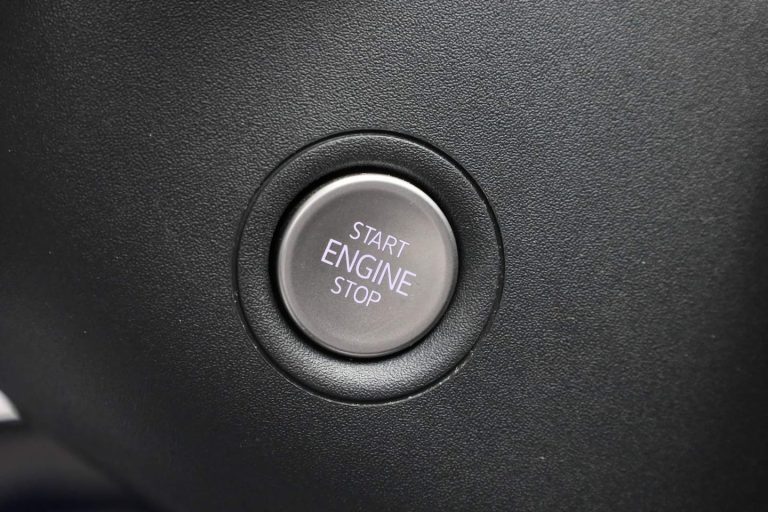 Volkswagen ID.3 occasion lease - close-up van de start-stopknop