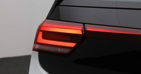volkswagen-id-3-pure-45-kwh-150pk-led-standkachel-stoelverwarming-1 (6)
