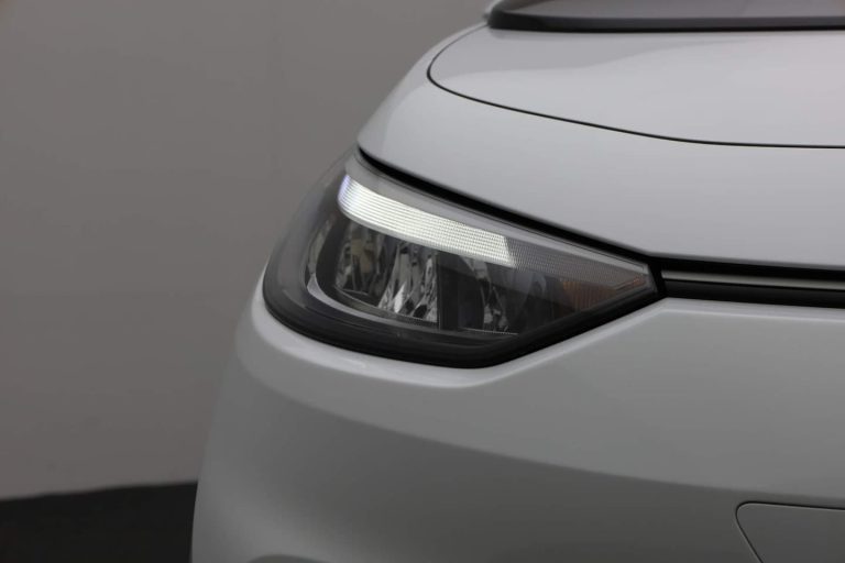 Volkswagen ID.3 45kWh Pure voorraadlease - close-up van de koplamp