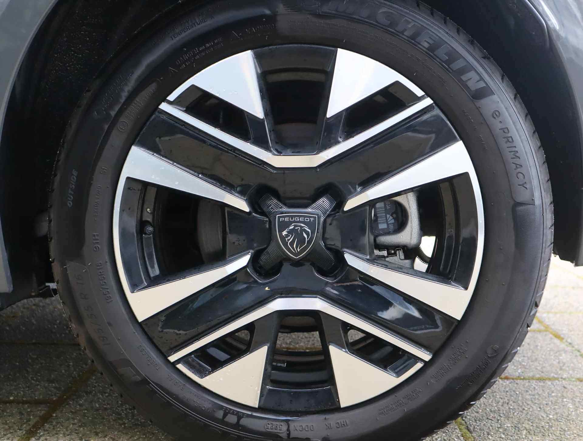 Zakelijk Leasen Peugeot 208 (2)