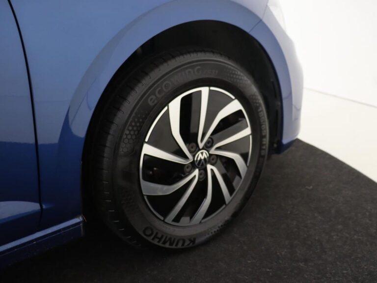 Volkswagen Polo leasen - close-up van het voorwiel