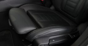 Zakelijk Lease BMW i4 sportstoelen(2)