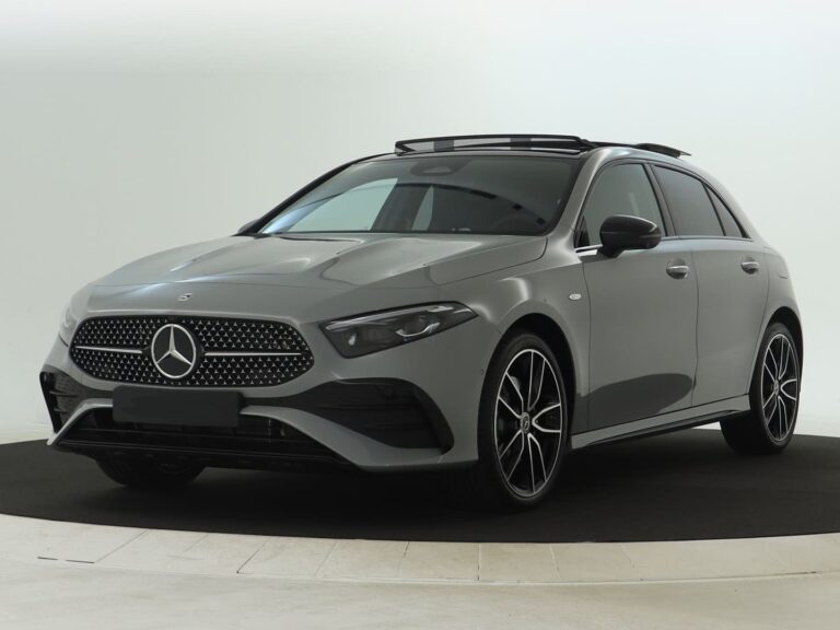 Mercedes-Benz A-Klasse A250e leasen - voorzijde driekwart aanzicht