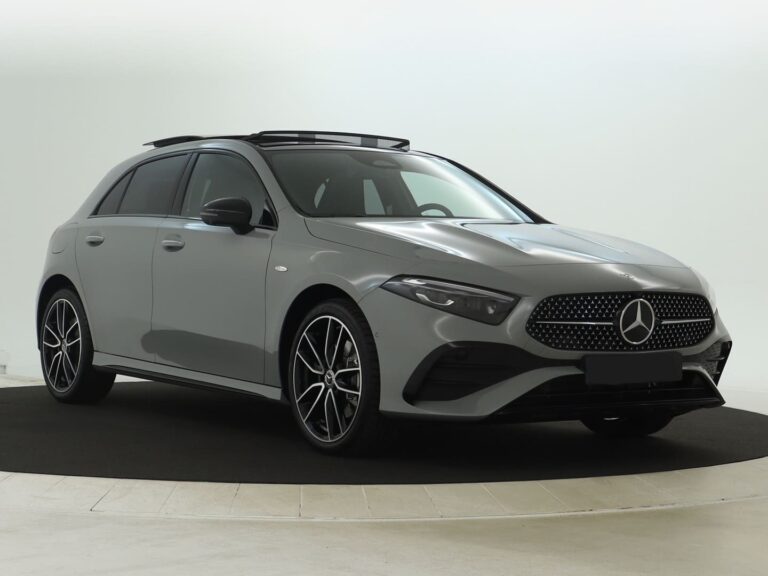 Mercedes-Benz A-Klasse lease - zijvoorzijde aanzicht