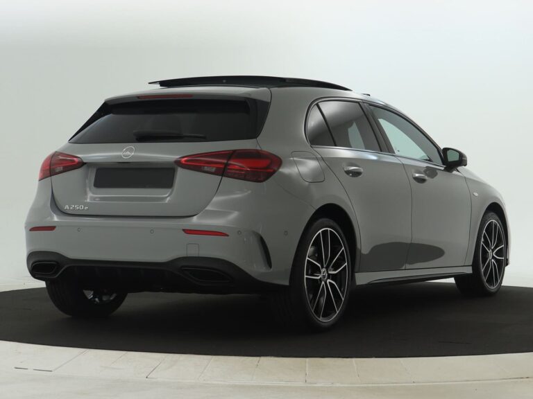 Mercedes-Benz A-Klasse A250e leasen - achteraanzicht