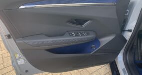 Renault Megane leasen uit voorraad (2)