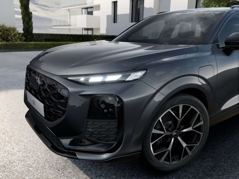 Audi Q3 zakelijke lease - close-up van de voorbumper met grille en led-koplamp