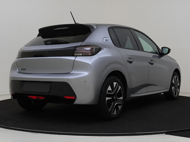 Peugeot e-208 full operational lease (1)