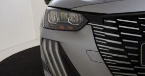 Peugeot e-208 full operational lease (3)