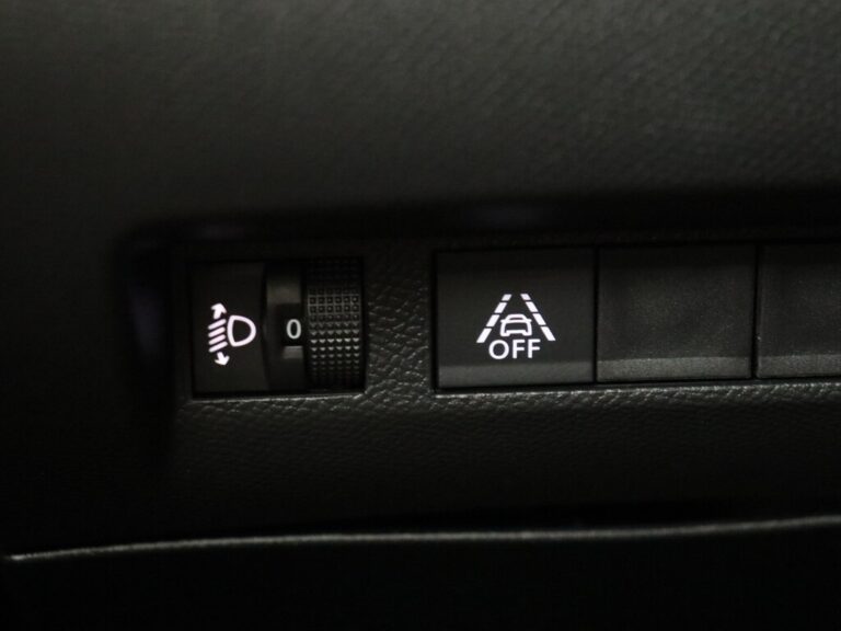 Peugeot e-208 leasen zzp (5)