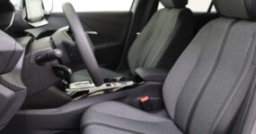 Peugeot e-208 occasion lease (1)