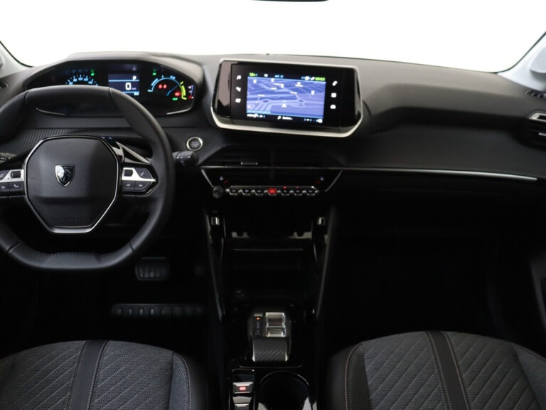 Peugeot e-208 occasion lease (2)