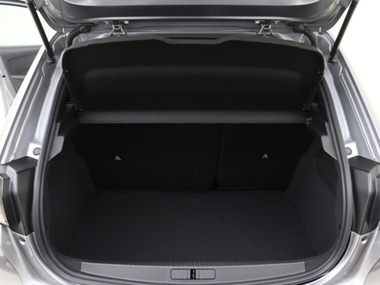 peugeot e-208 lease mkb (2)