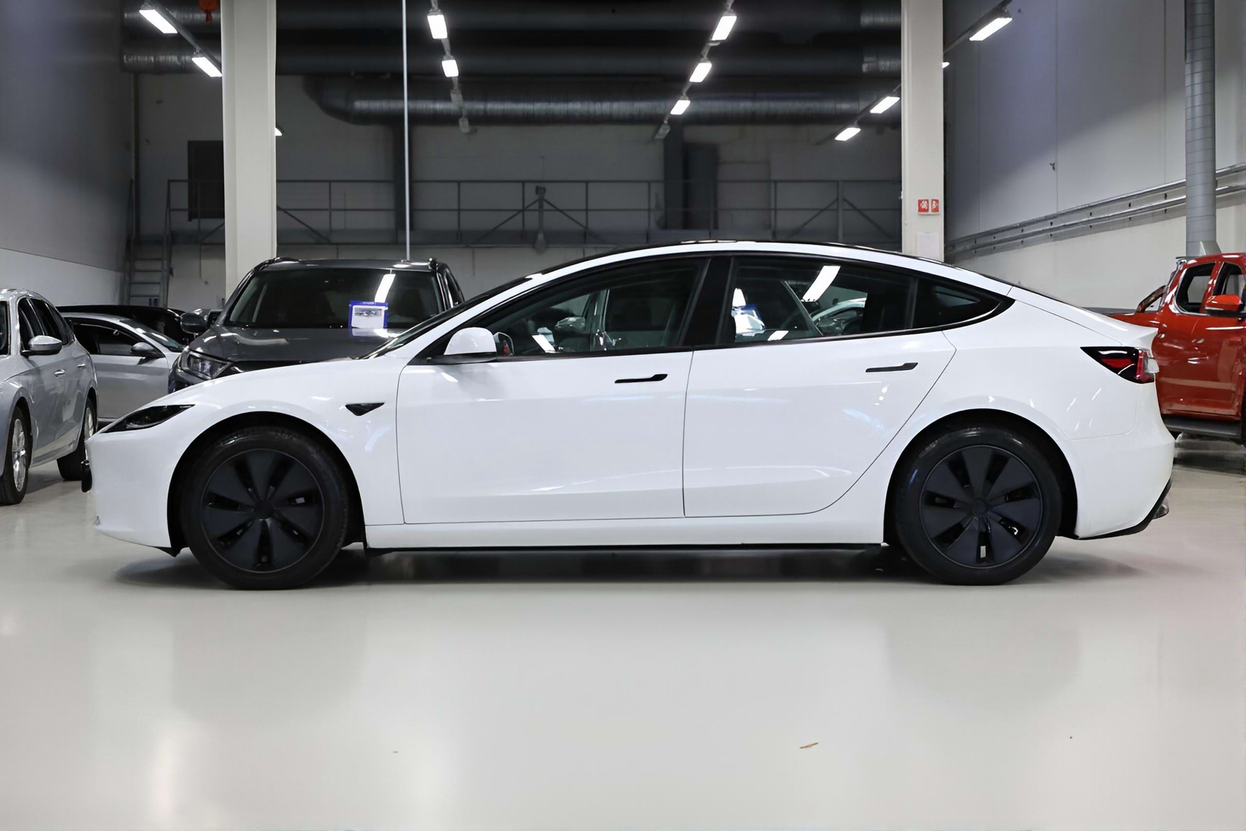 Tesla Model 3 RWD Leasen