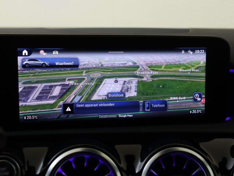 Mercedes-Benz A-Klasse occasion lease - MBUX-navigatie met satellietbeeld