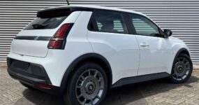 Renault 5 zakelijk leasen (2)