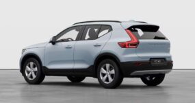 Zakelijk leasen Volvo XC40 163pk (4)