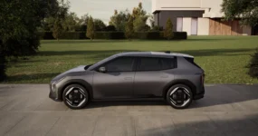 Zakelijke Lease KIA EV4 - Exterieur links (1)