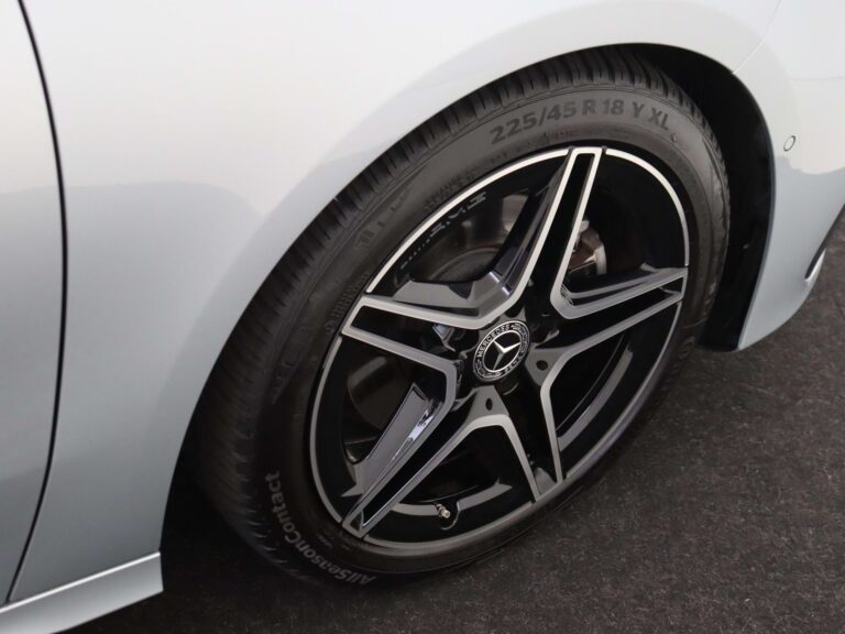 Mercedes-Benz A-Klasse leasen - lichtmetalen velg in detail