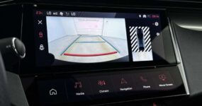 • Peugeot 408 occasion lease - Interieur – Achteruitrijcamera