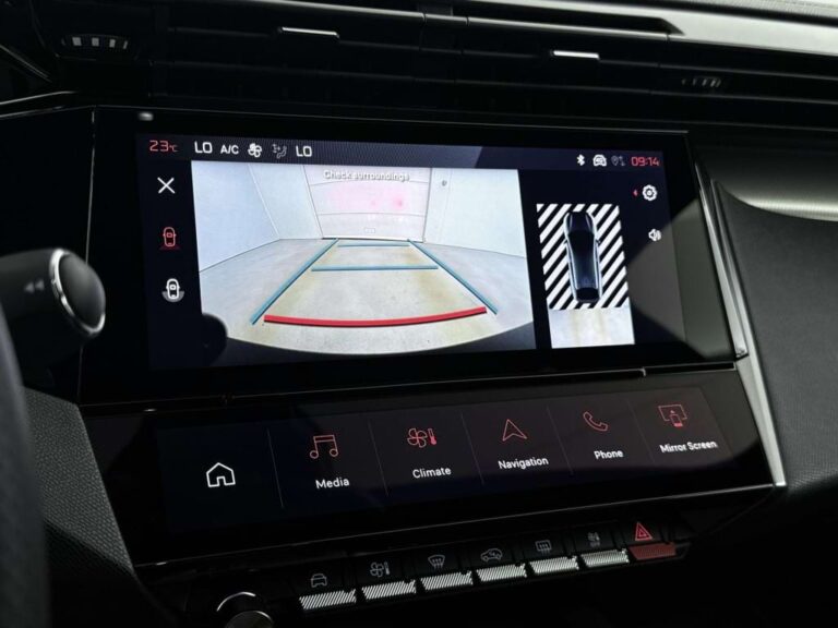 • Peugeot 408 occasion lease - Interieur – Achteruitrijcamera