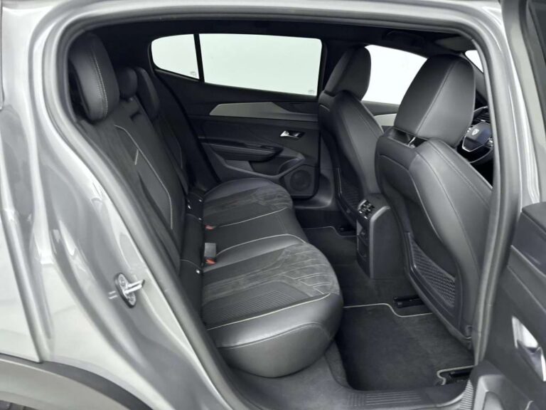 • Peugeot 408 occasion lease - Interieur – Achterbank