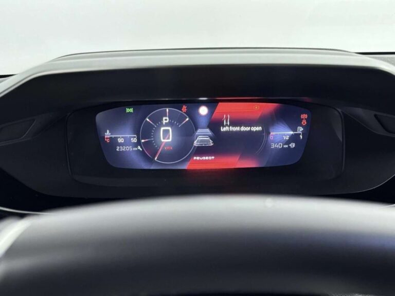 • Peugeot 408 zakelijke lease - Interieur – Digitale cockpit