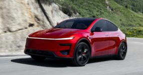 Tesla Model Y Performance Leasen – Exterieur – Rood Metallic